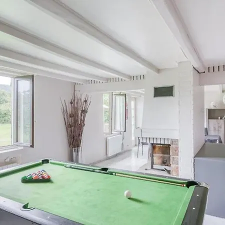 Maison à Avec Jacuzzi Pour 8 Pers. - Api-1-52-635 Camping *