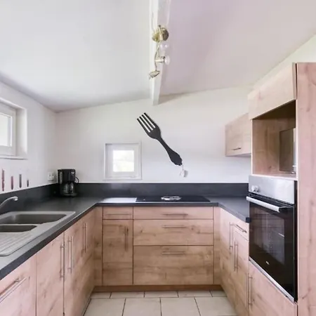 Campingplads Maison A Avec Jacuzzi Pour 8 Pers. - Api-1-52-635 Jumièges