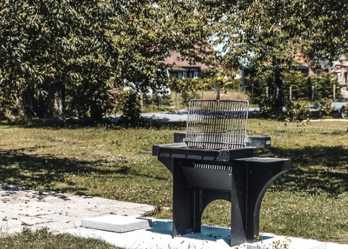 Campingplads Maison A Avec Jacuzzi Pour 8 Pers. - Api-1-52-635